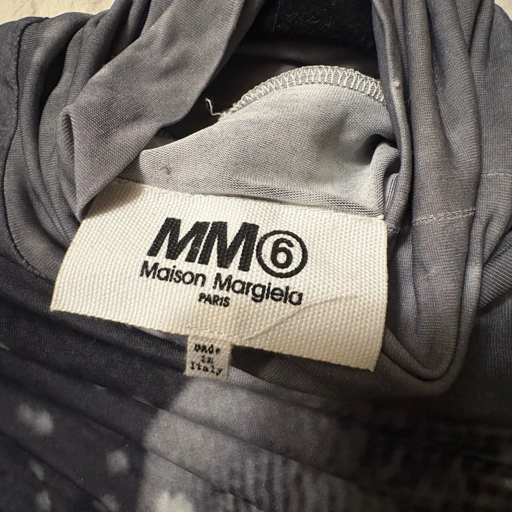 MM6 Maison Martin Margiela Gray and White Dress - Picture 3 of 4